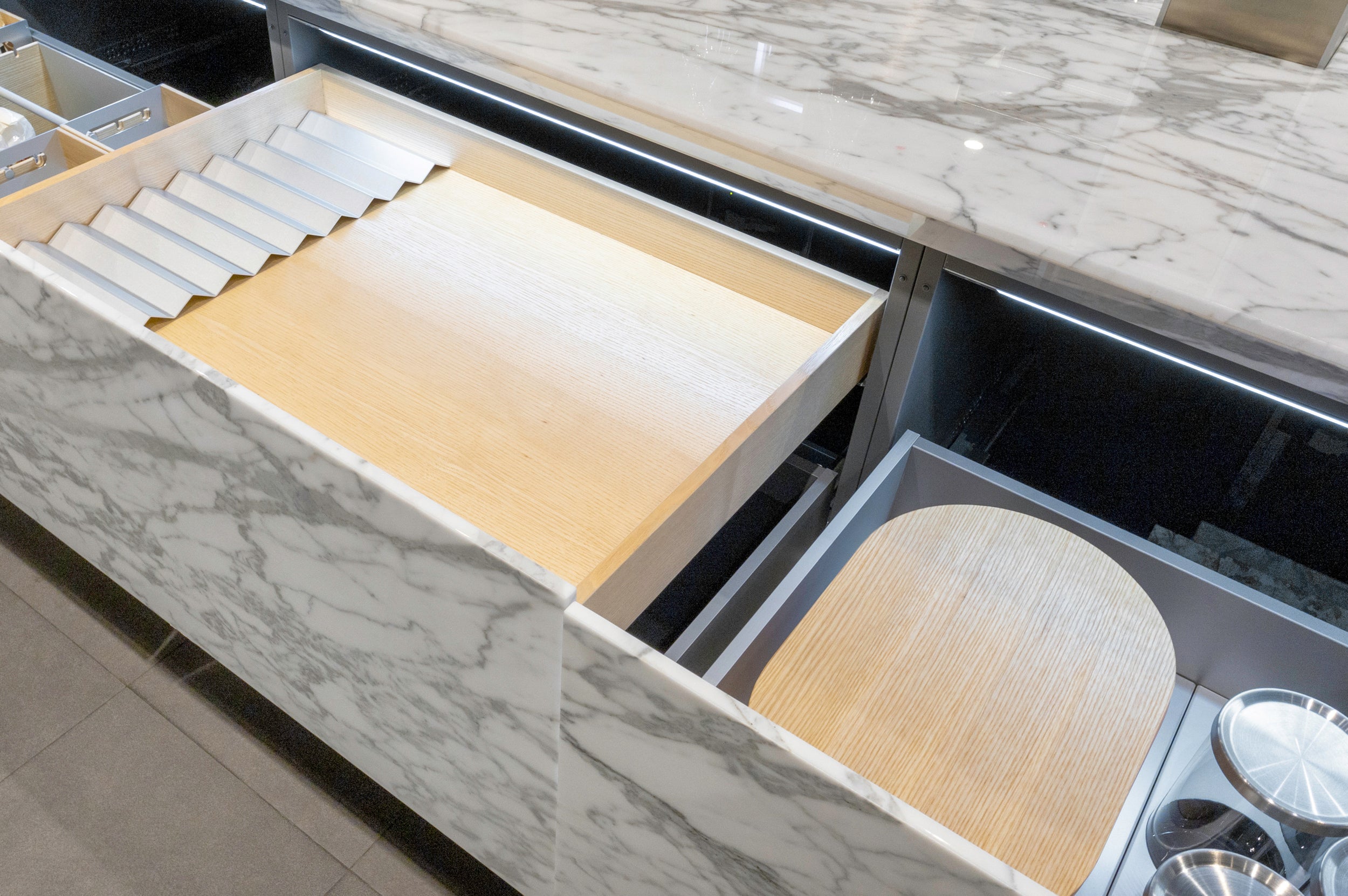 eggersmann USA Chablis Vintage Oak & Steel Grey Modern Kitchen with Arabescato Waterfall Island and Miele Appliance Suite