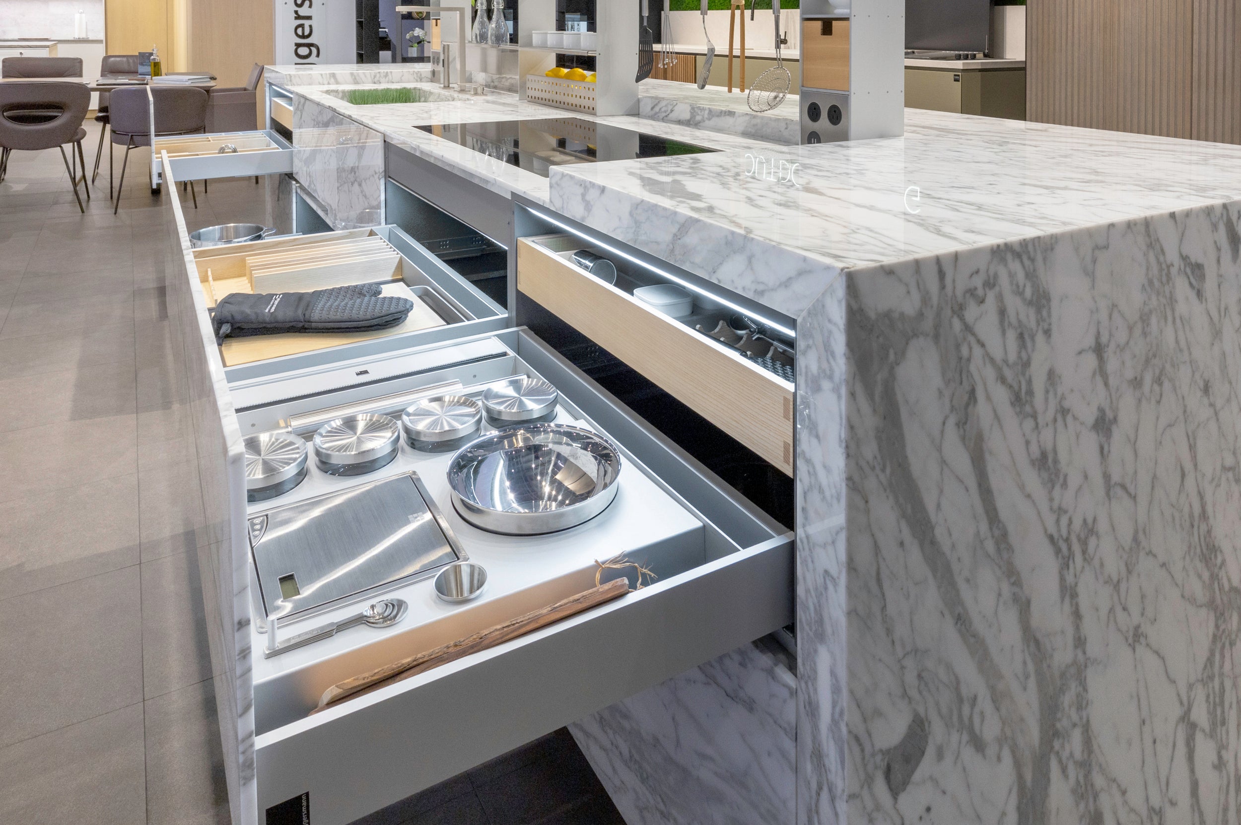 eggersmann USA Chablis Vintage Oak & Steel Grey Modern Kitchen with Arabescato Waterfall Island and Miele Appliance Suite