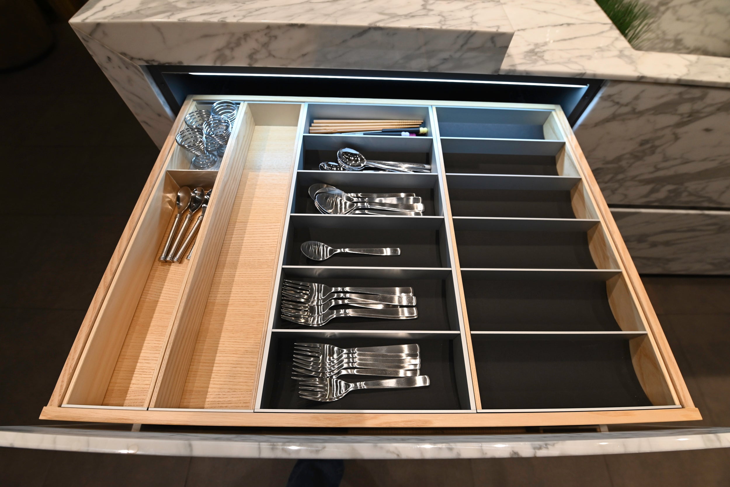 eggersmann USA Chablis Vintage Oak & Steel Grey Modern Kitchen with Arabescato Waterfall Island and Miele Appliance Suite