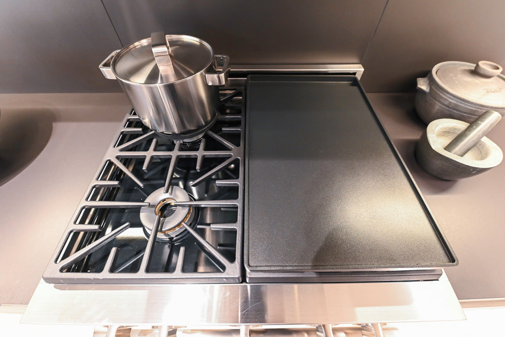 Poggenpohl Dark Brown Modern Kitchenette with Dacor Appliances