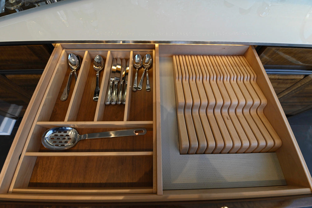 Premier Custom-Built Modern High-Gloss Wood Veneer Wet Bar with Sink & Faucet