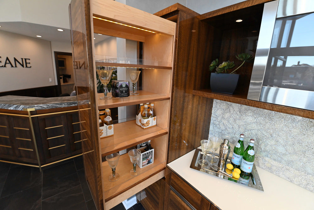 Premier Custom-Built Modern High-Gloss Wood Veneer Wet Bar with Sink & Faucet