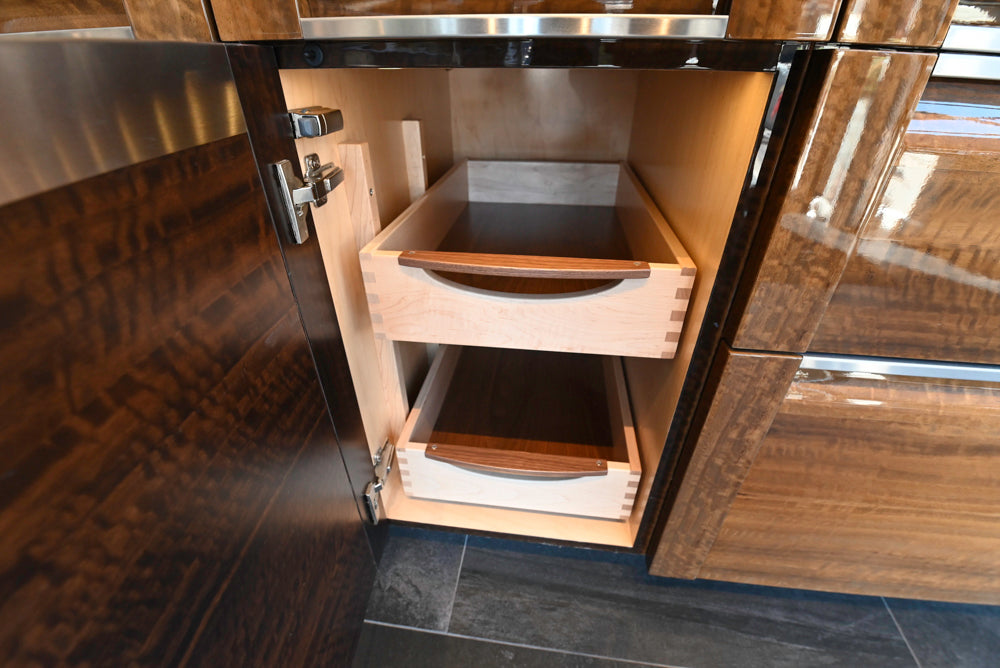 Premier Custom-Built Modern High-Gloss Wood Veneer Wet Bar with Sink & Faucet