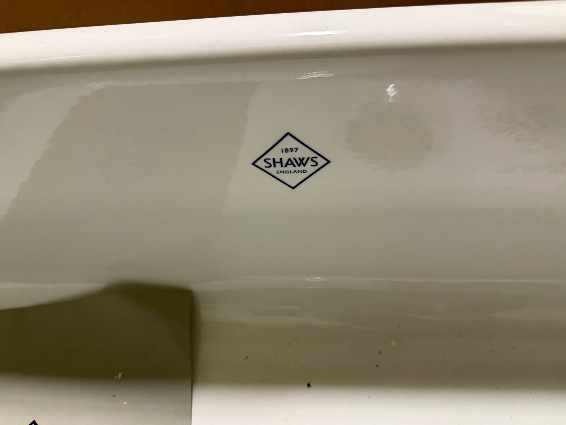 Shaws Lancaster 30" White Single Basin Farmhouse Apron Front Fireclay Kitchen Sink