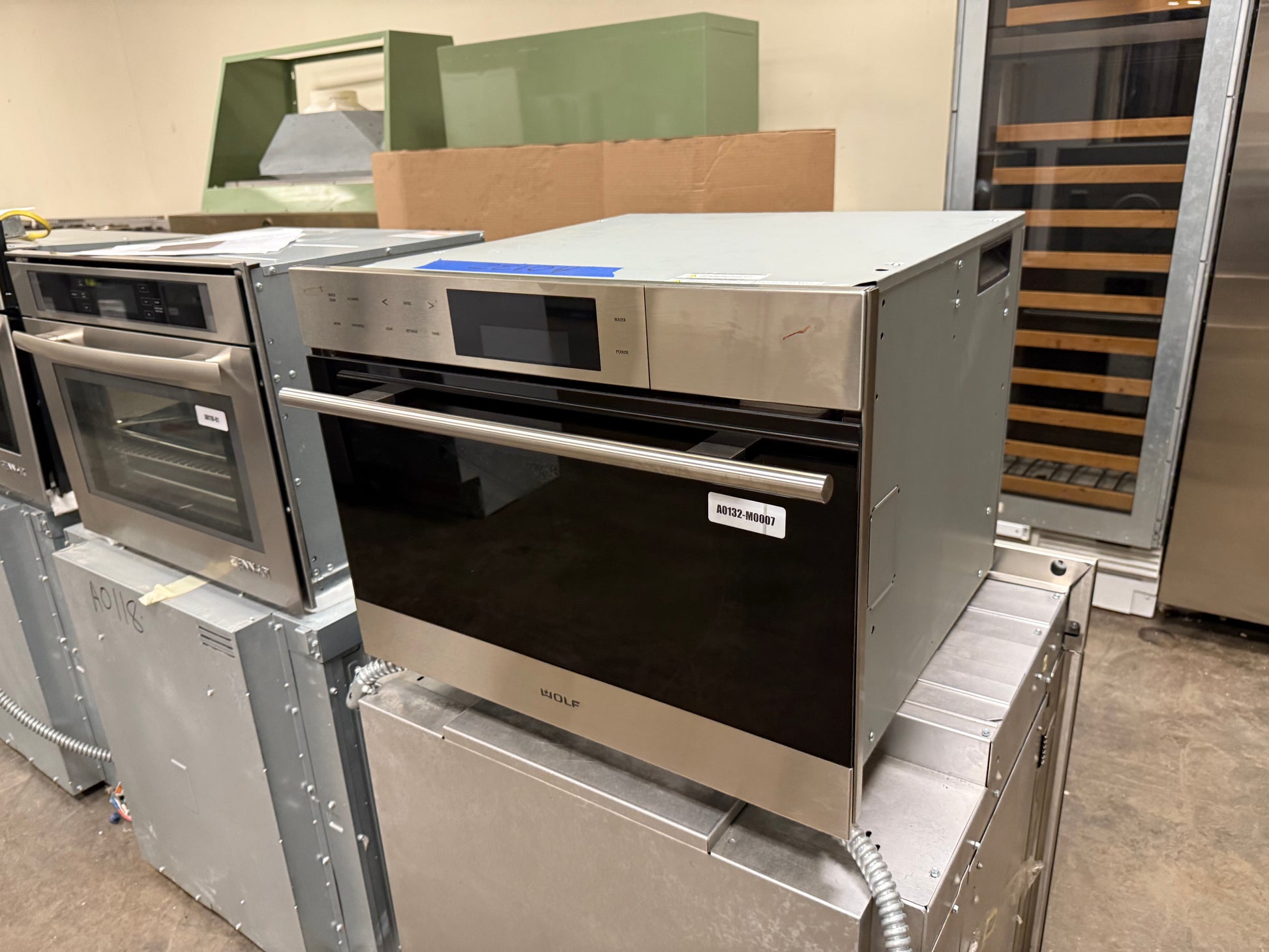 Wolf CS024TE/S/TH 24" Stainless Steel Electric Steam Oven, Showroom Display