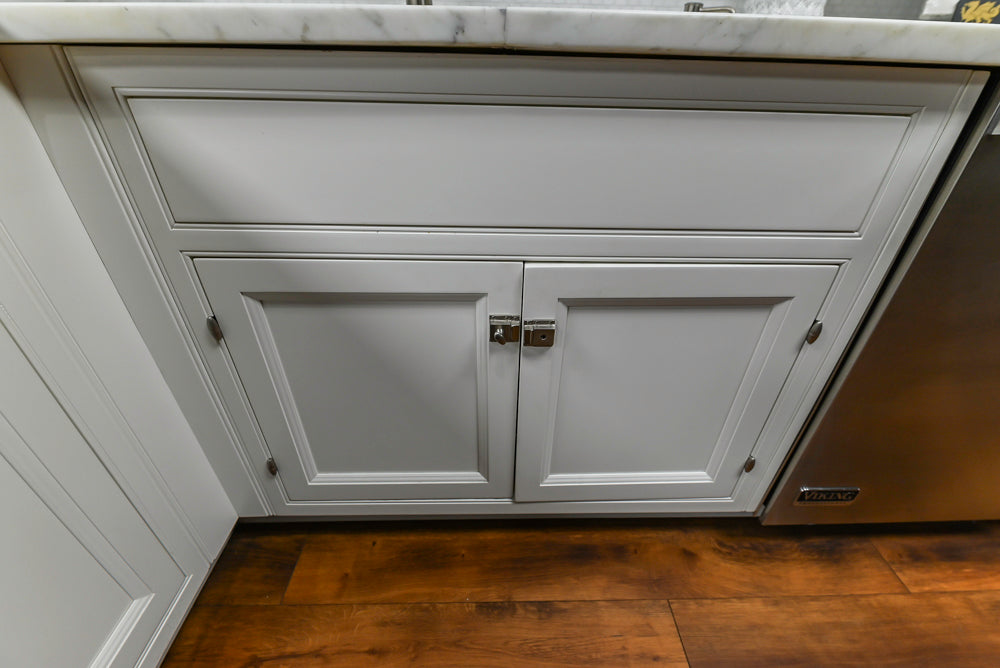 Downsview Traditional White Kitchen with White Marble Countertops
