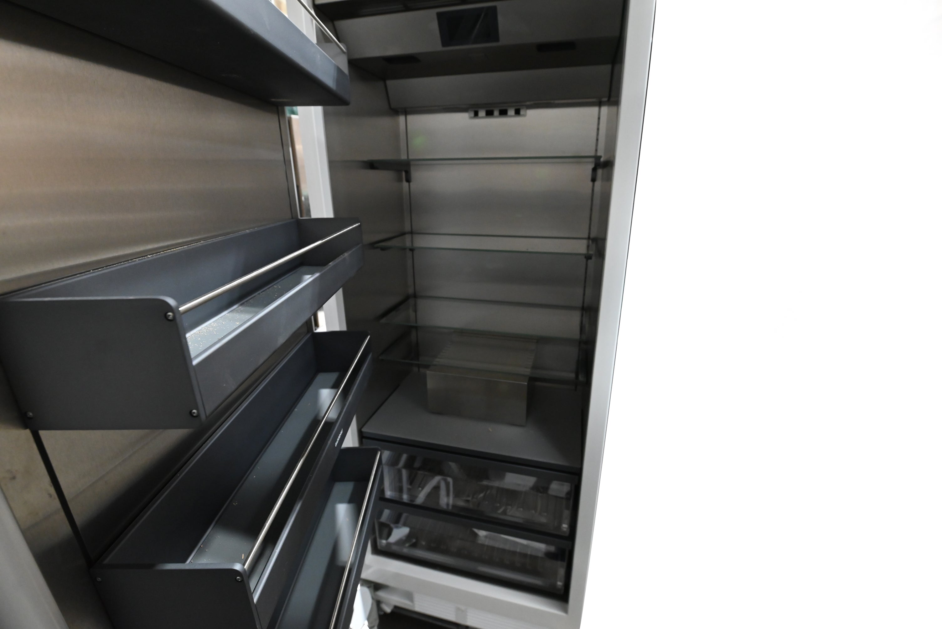 Gaggenau RF471704 30" Panel Ready Freezer Column