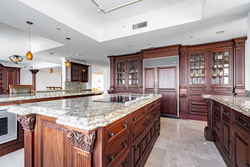 Clive Christian Regency Traditional Mahogany Kitchen with Granite Countertops