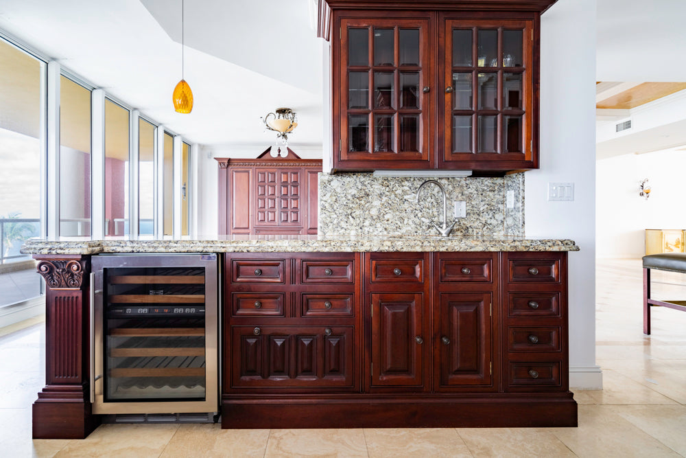 Clive Christian Regency Traditional Mahogany Kitchen with Granite Countertops