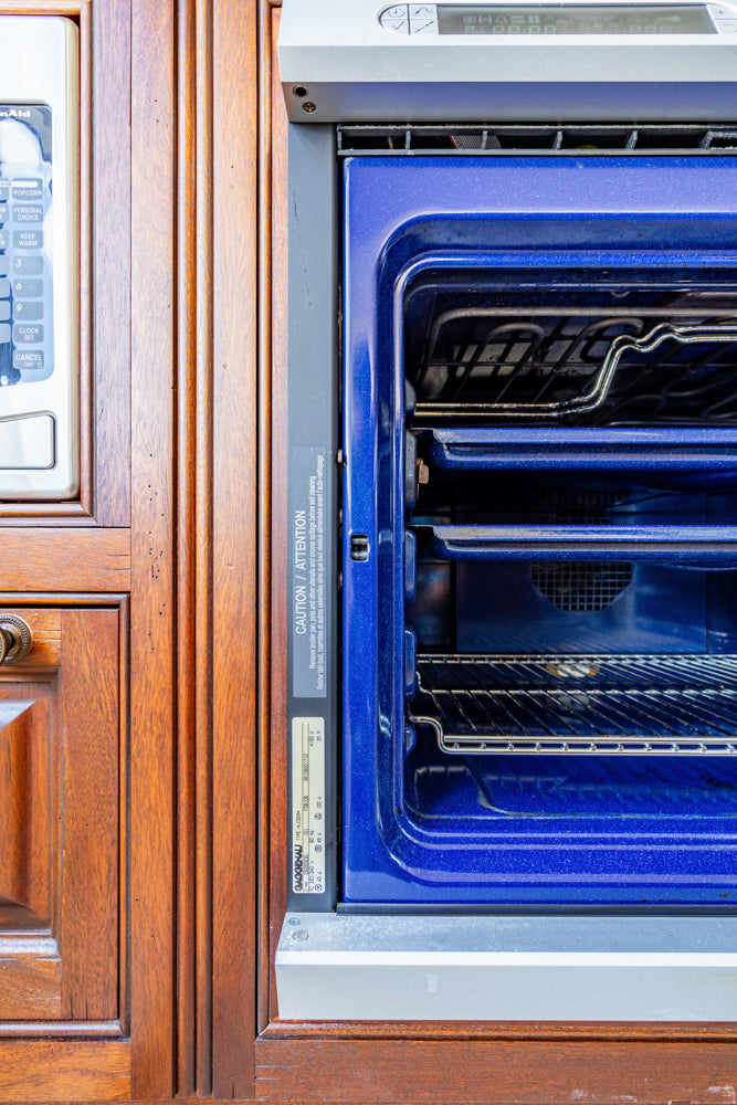 Clive Christian Regency Traditional Mahogany Kitchen with Granite Countertops
