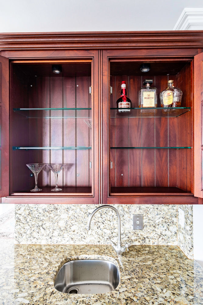 Clive Christian Regency Traditional Mahogany Kitchen with Granite Countertops