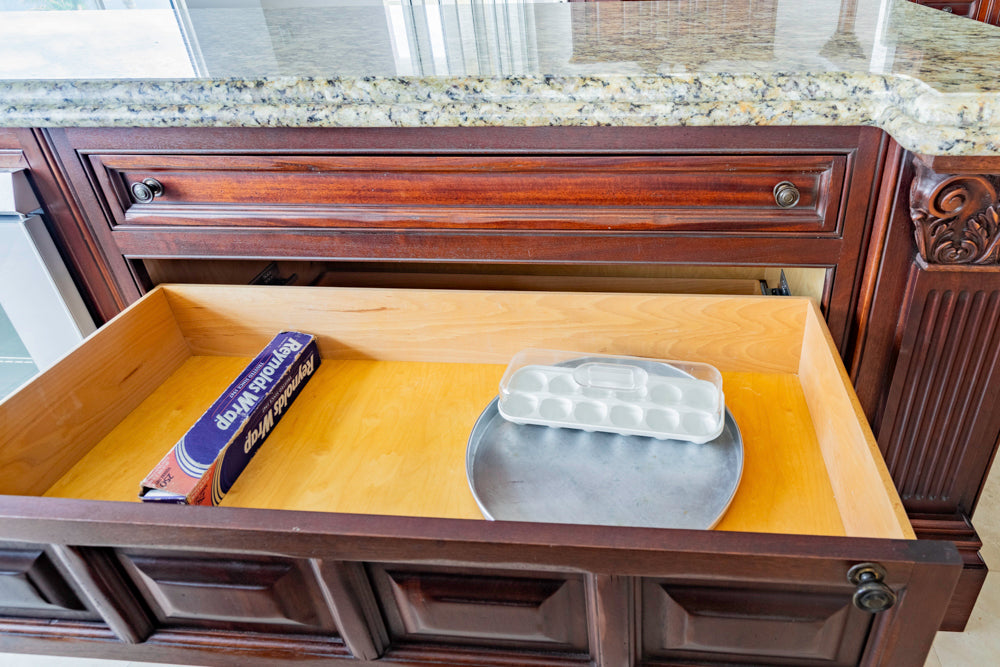 Clive Christian Regency Traditional Mahogany Kitchen with Granite Countertops