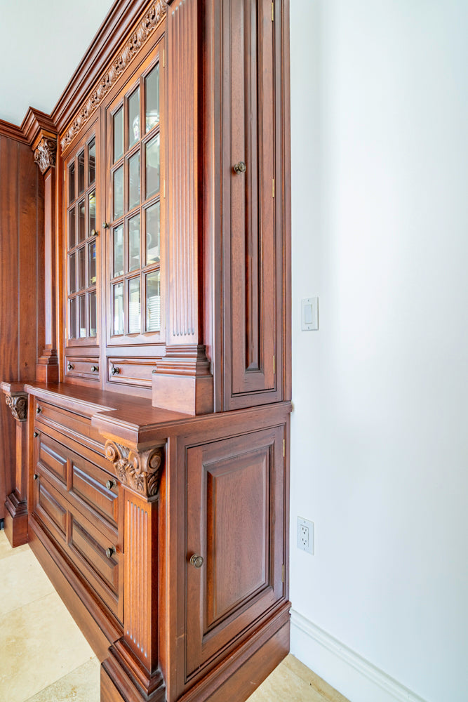 Clive Christian Regency Traditional Mahogany Kitchen with Granite Countertops