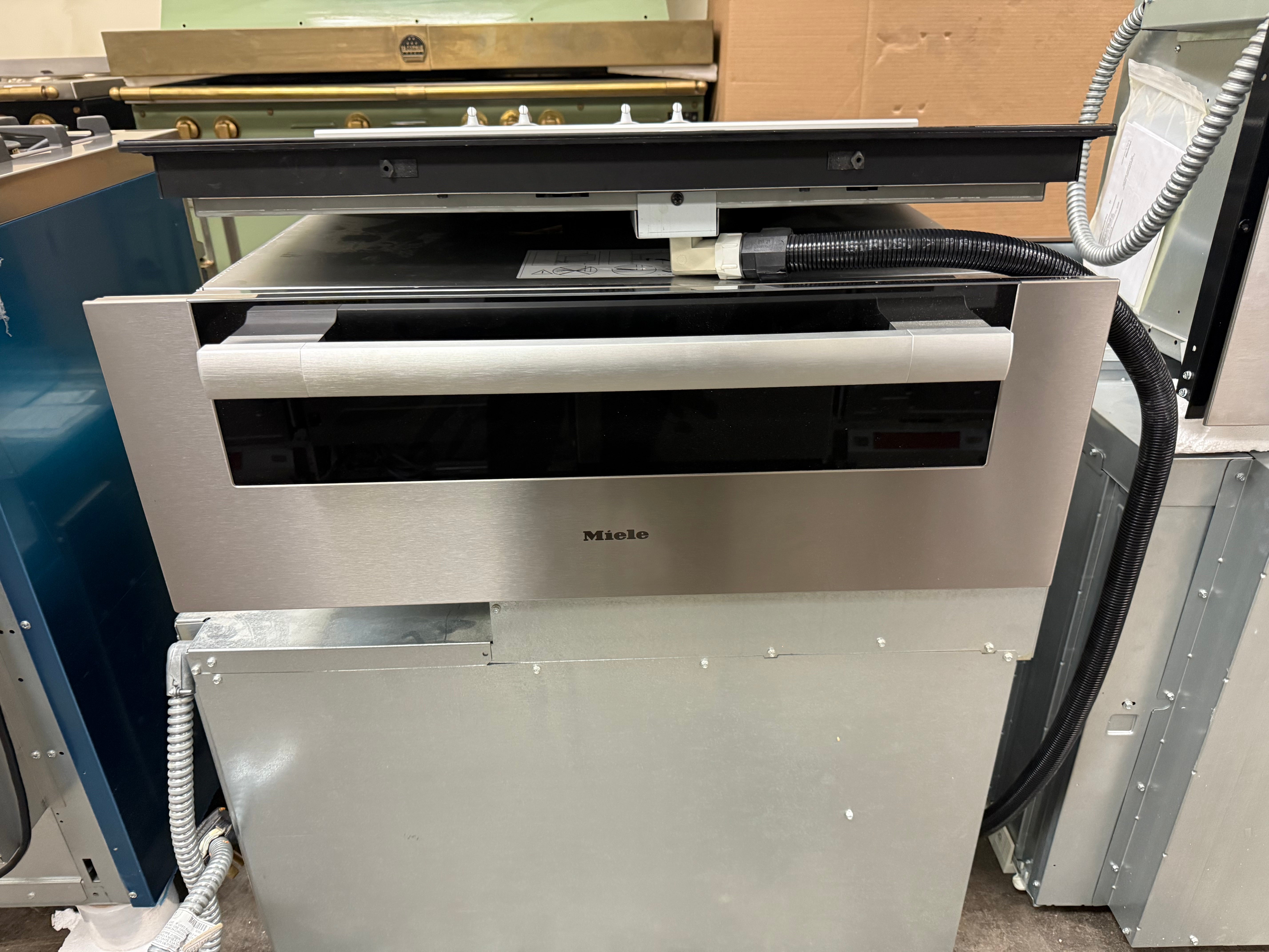 Miele ContourLine ESW6780 30" Stainless Steel Warming Drawer