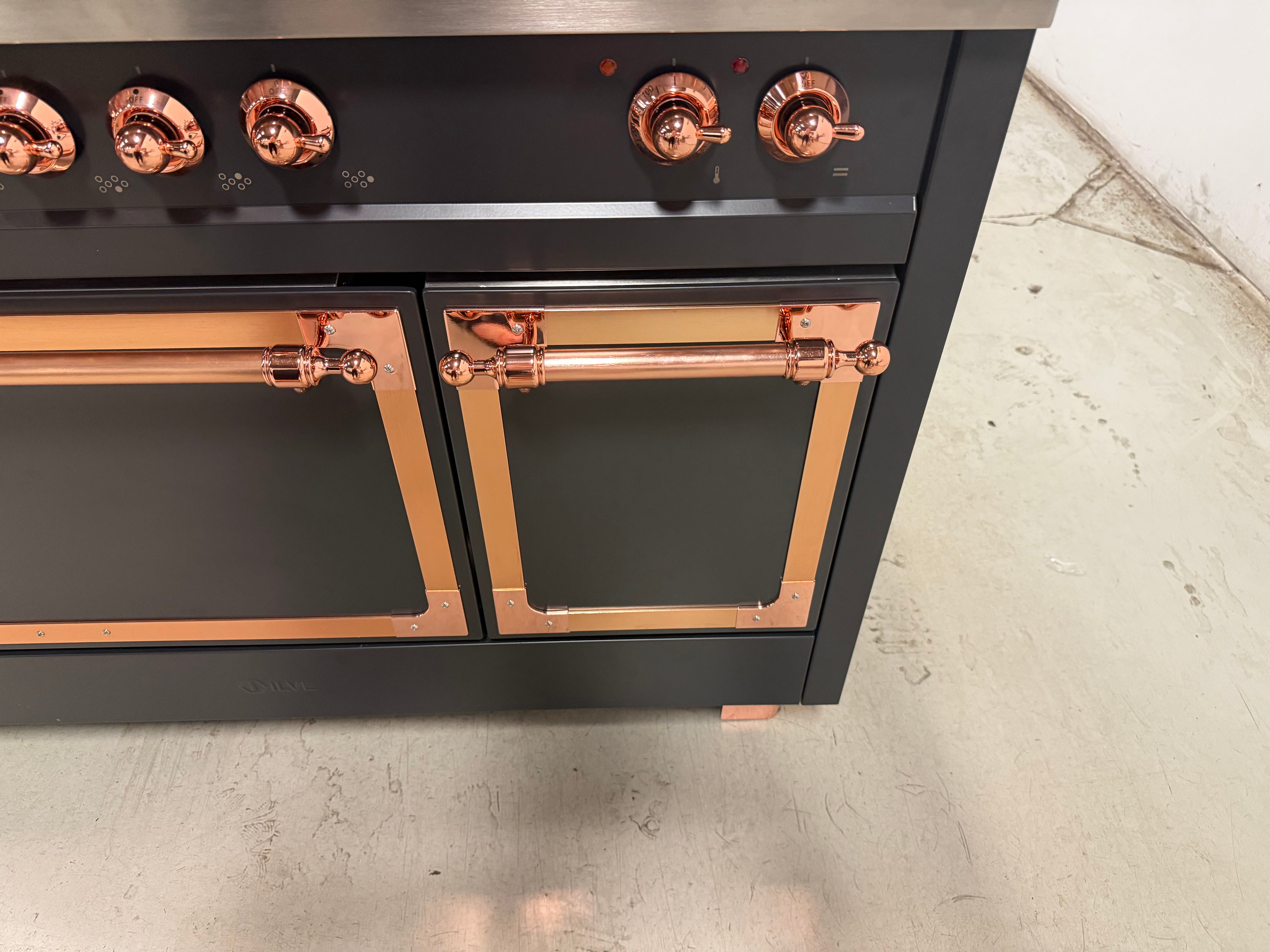 Ilve Nostalgie UN48FSQNMPMGP 48" Graphite Matte & Copper Dual Fuel Range