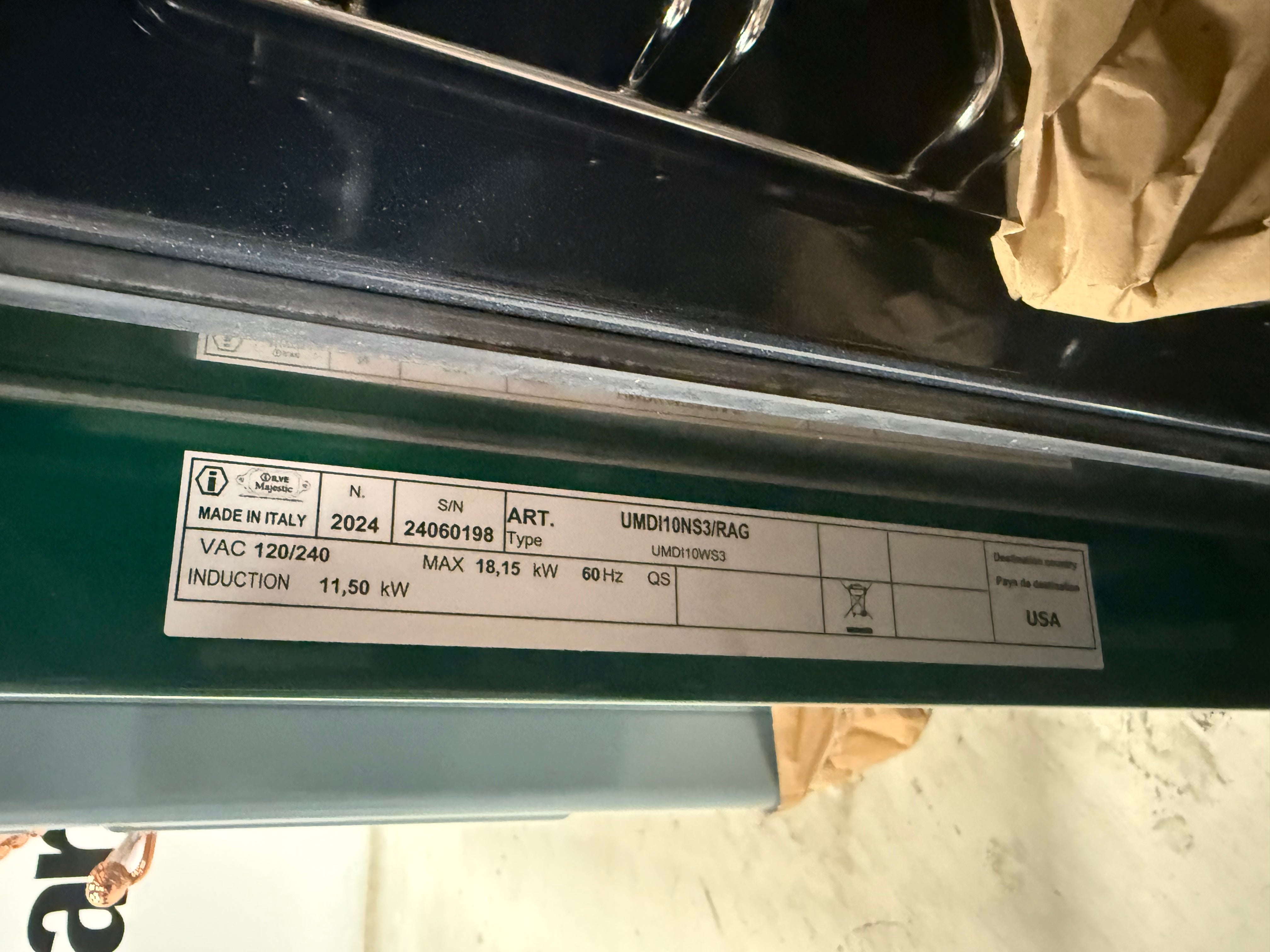 Ilve Majestic UMDI10NS3 40" Emerald Green & Brass Induction Range