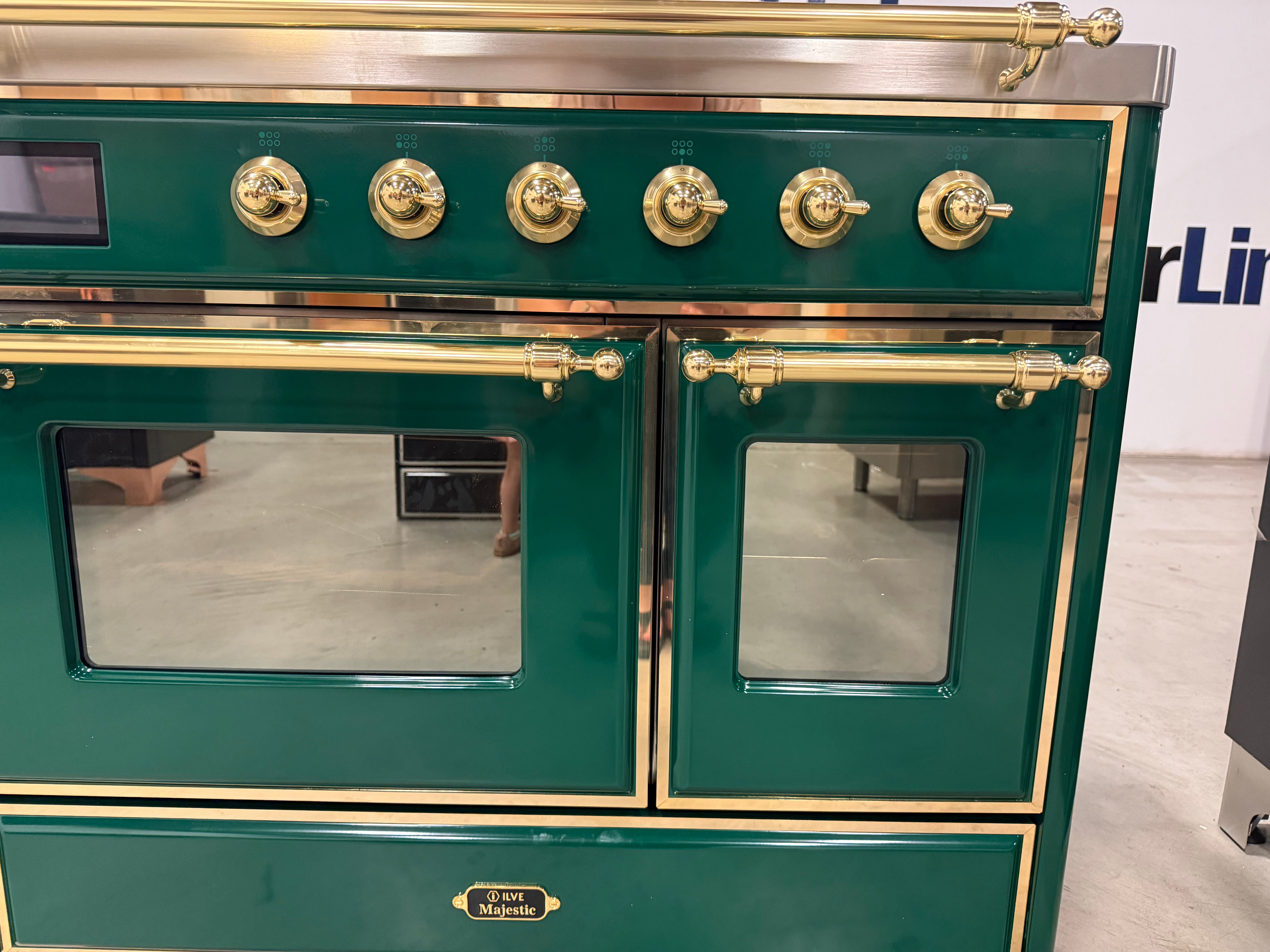 Ilve Majestic UMDI10NS3 40" Emerald Green & Brass Induction Range