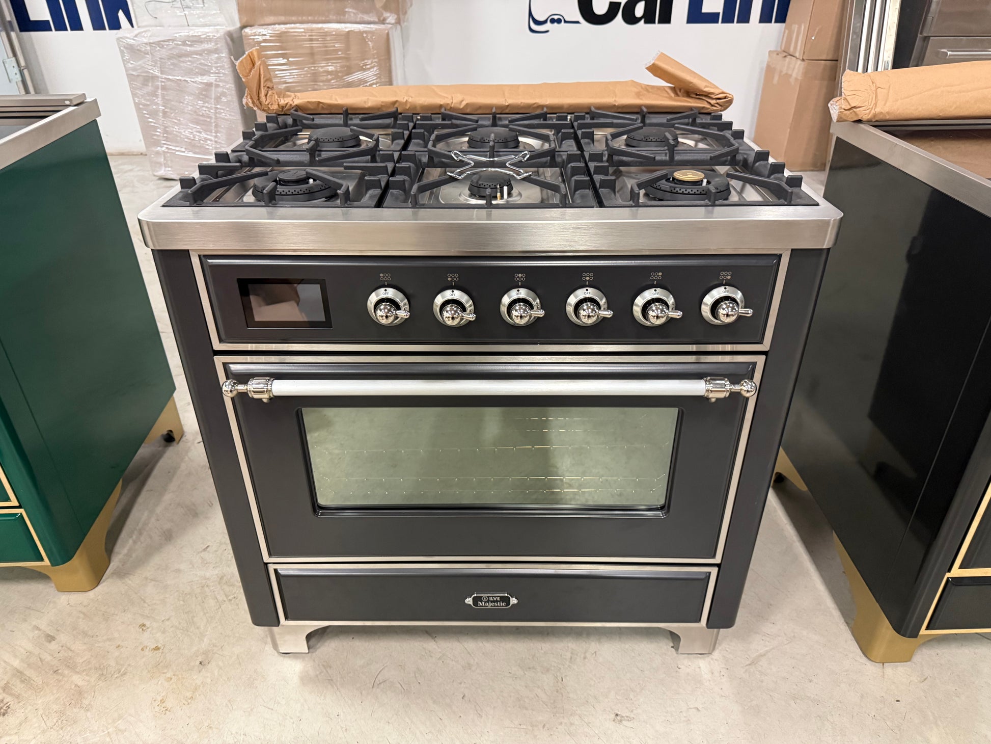 ILVE UM096DNS3MGC Majestic II 36 inch dual fuel range matte graphite chrome front