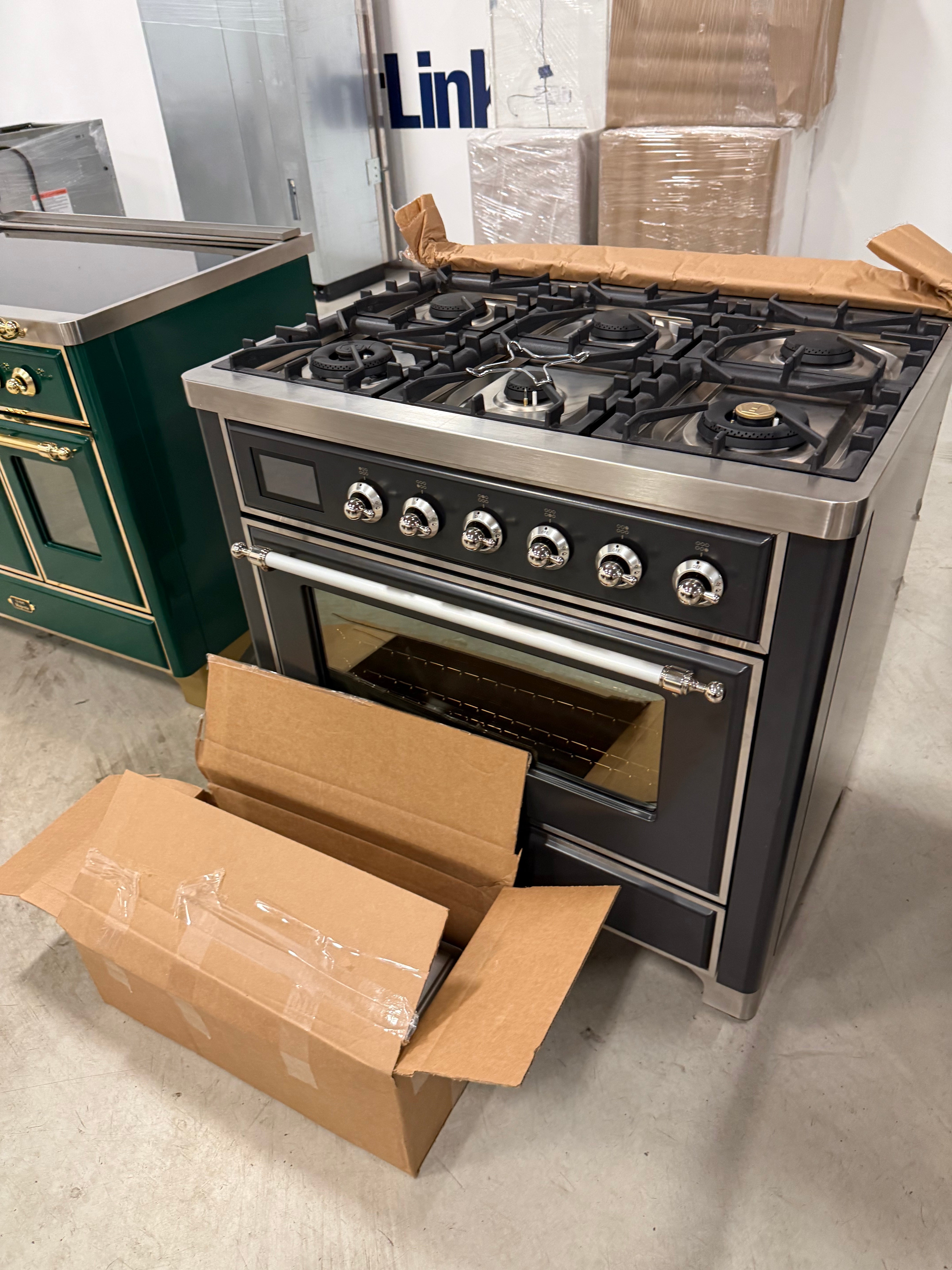 Ilve Majestic UM096DNS3MGC 36" Matte Graphite & Chrome Dual Fuel Range