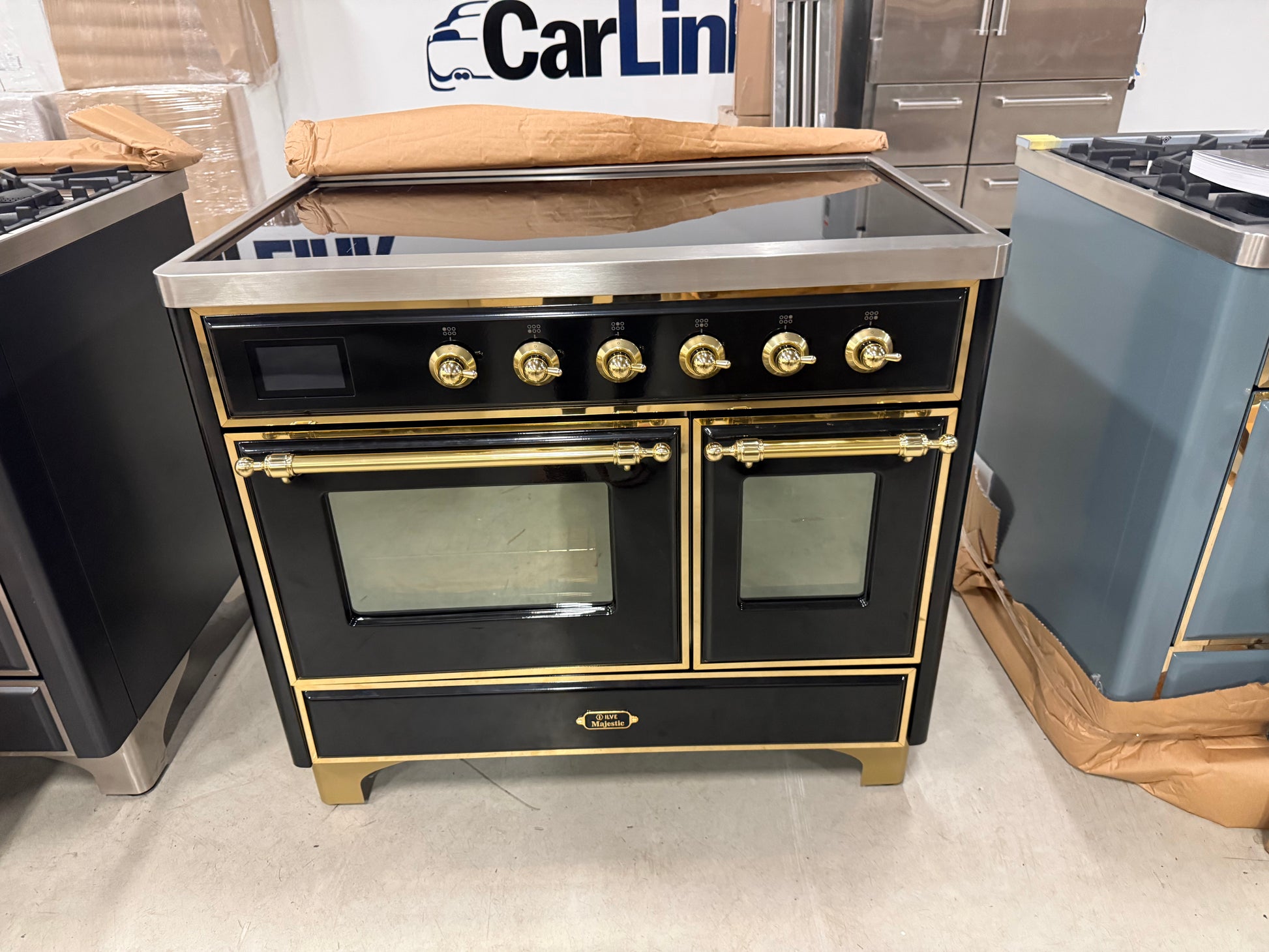 ILVE UMDI10NS3BKG Majestic II 40 inch induction range glossy black brass trim front view