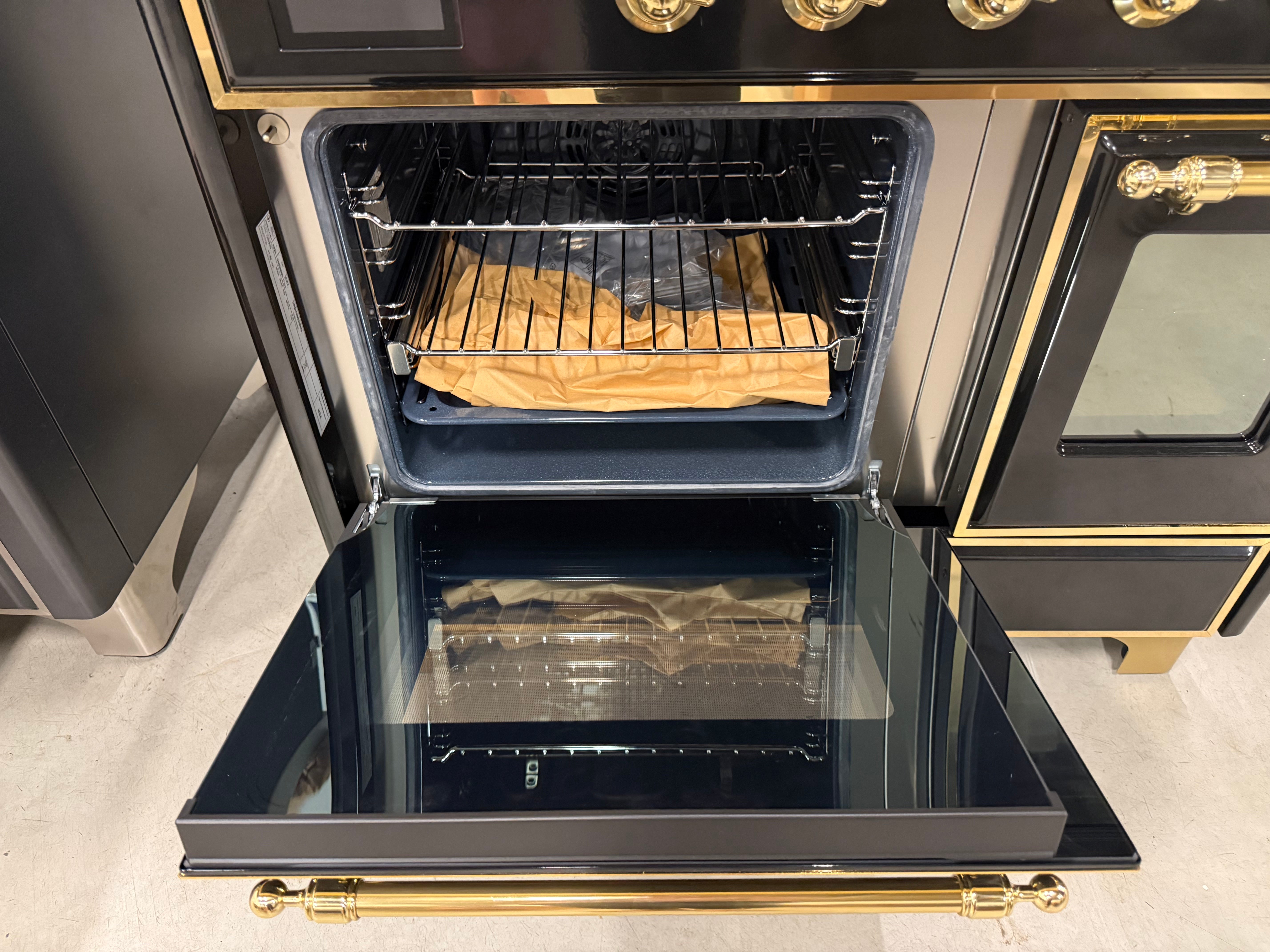 Ilve Majestic UMDI10NS3BKG 40" Glossy Black & Brass Induction Range