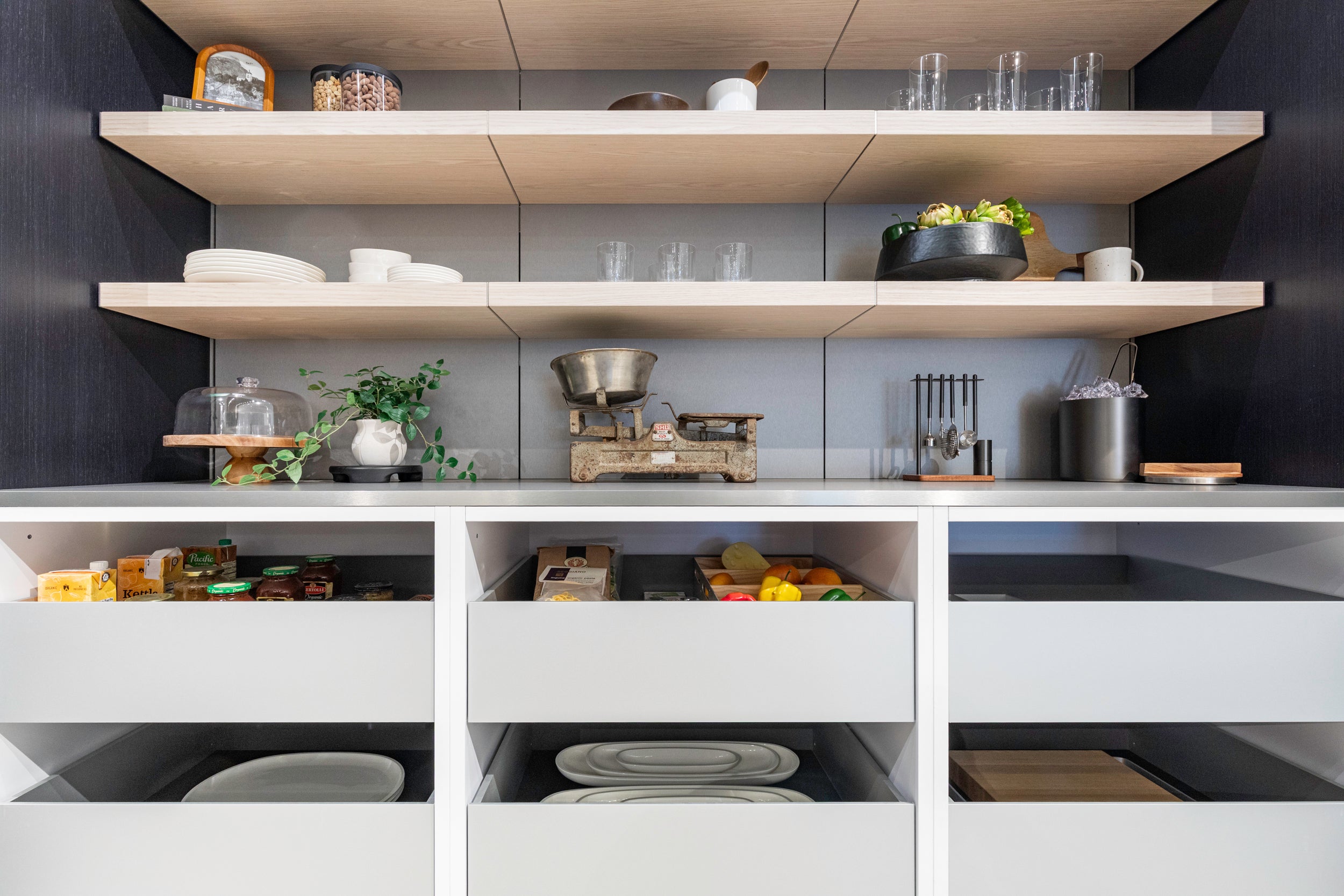 eggersmann USA E-Line Graphite Black Bi-Fold Pocket Door Pantry Wall