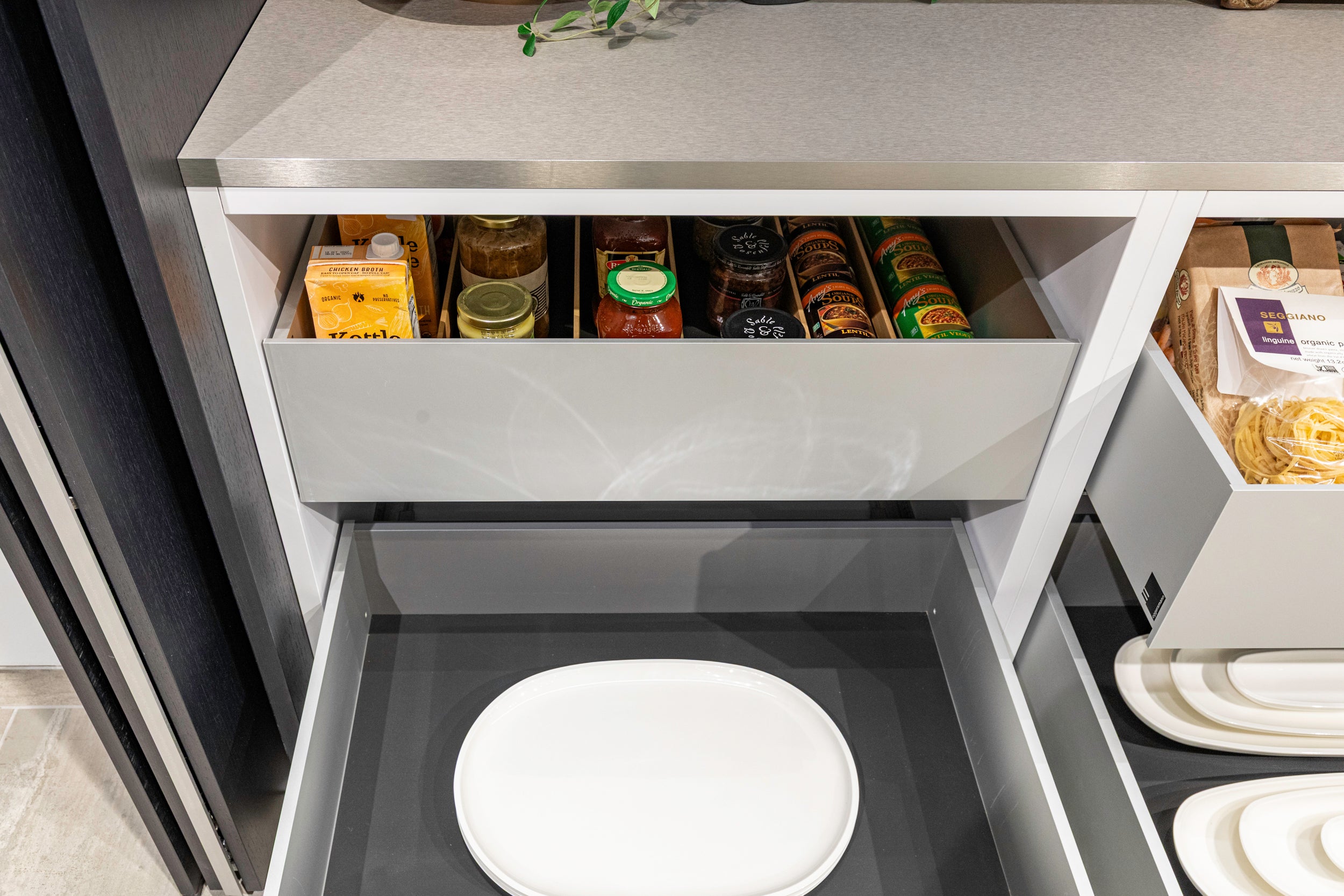 eggersmann USA E-Line Graphite Black Bi-Fold Pocket Door Pantry Wall