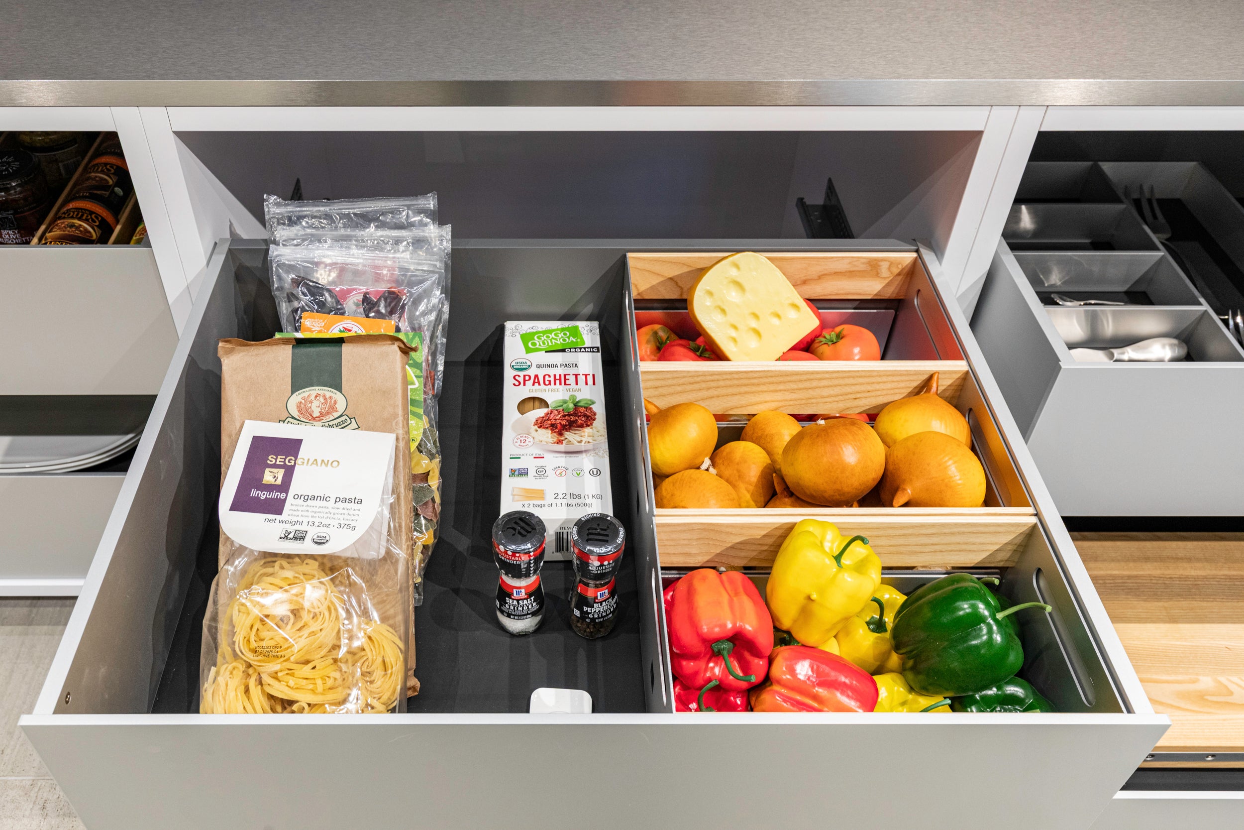 eggersmann USA E-Line Graphite Black Bi-Fold Pocket Door Pantry Wall