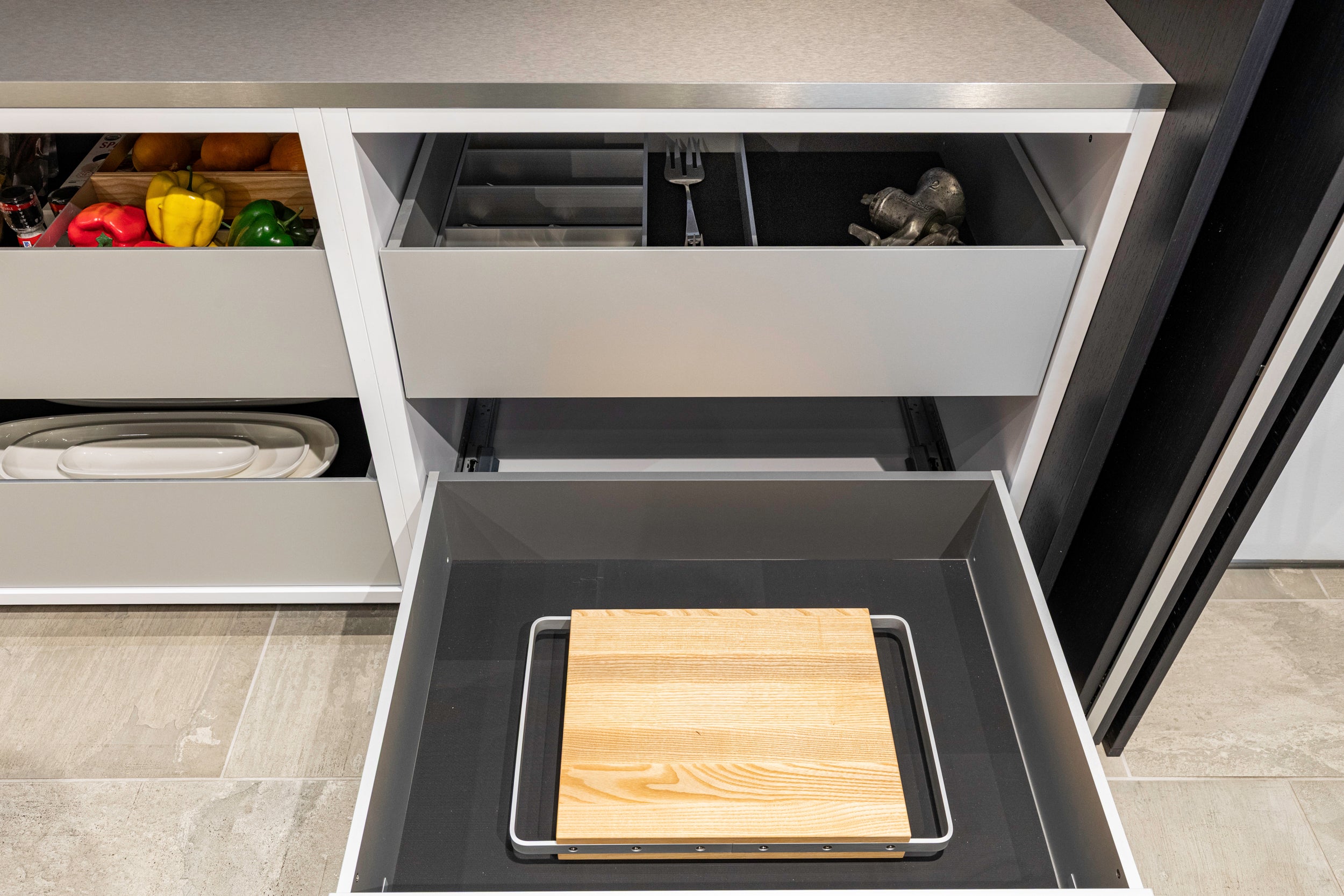eggersmann USA E-Line Graphite Black Bi-Fold Pocket Door Pantry Wall