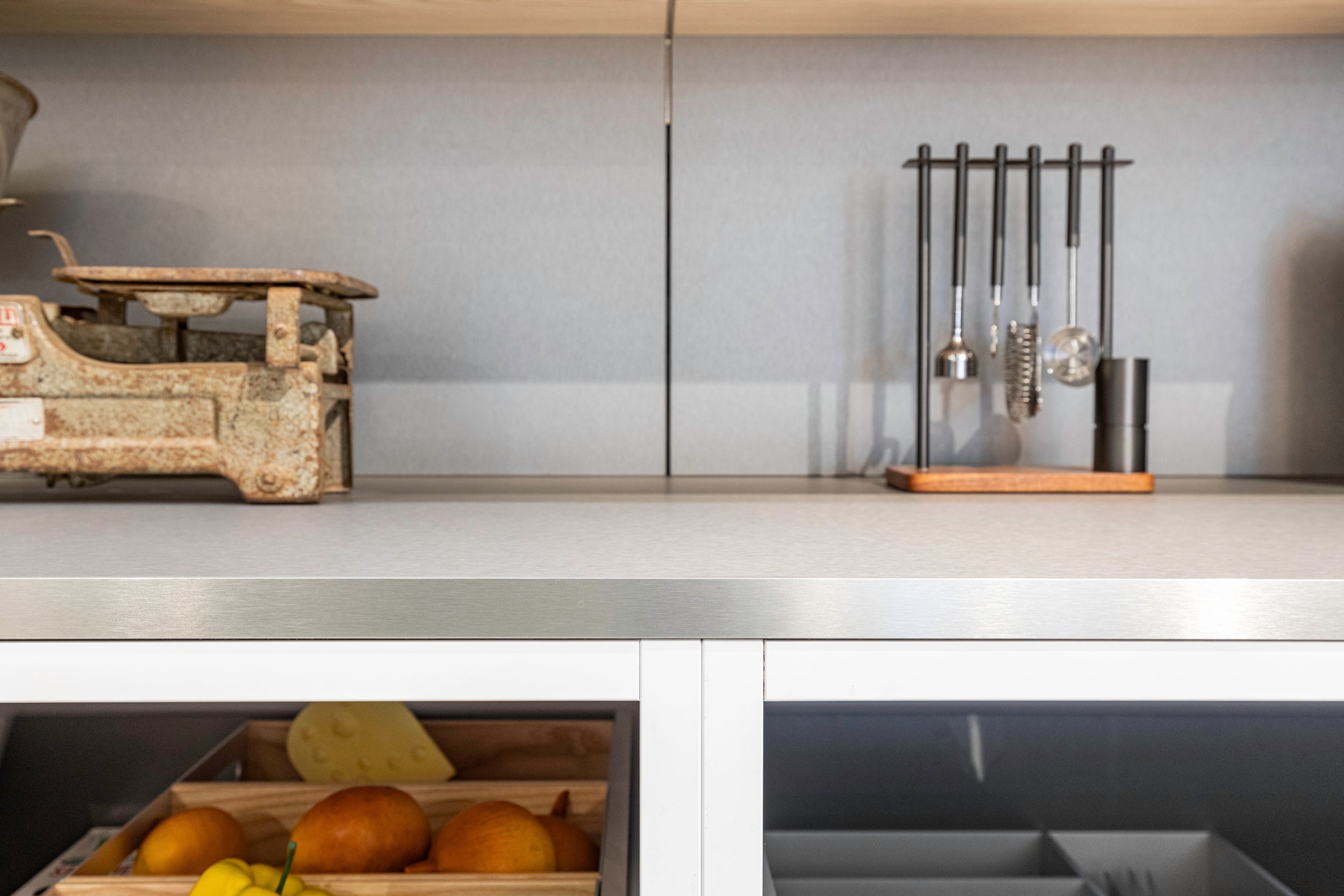 eggersmann USA E-Line Graphite Black Bi-Fold Pocket Door Pantry Wall