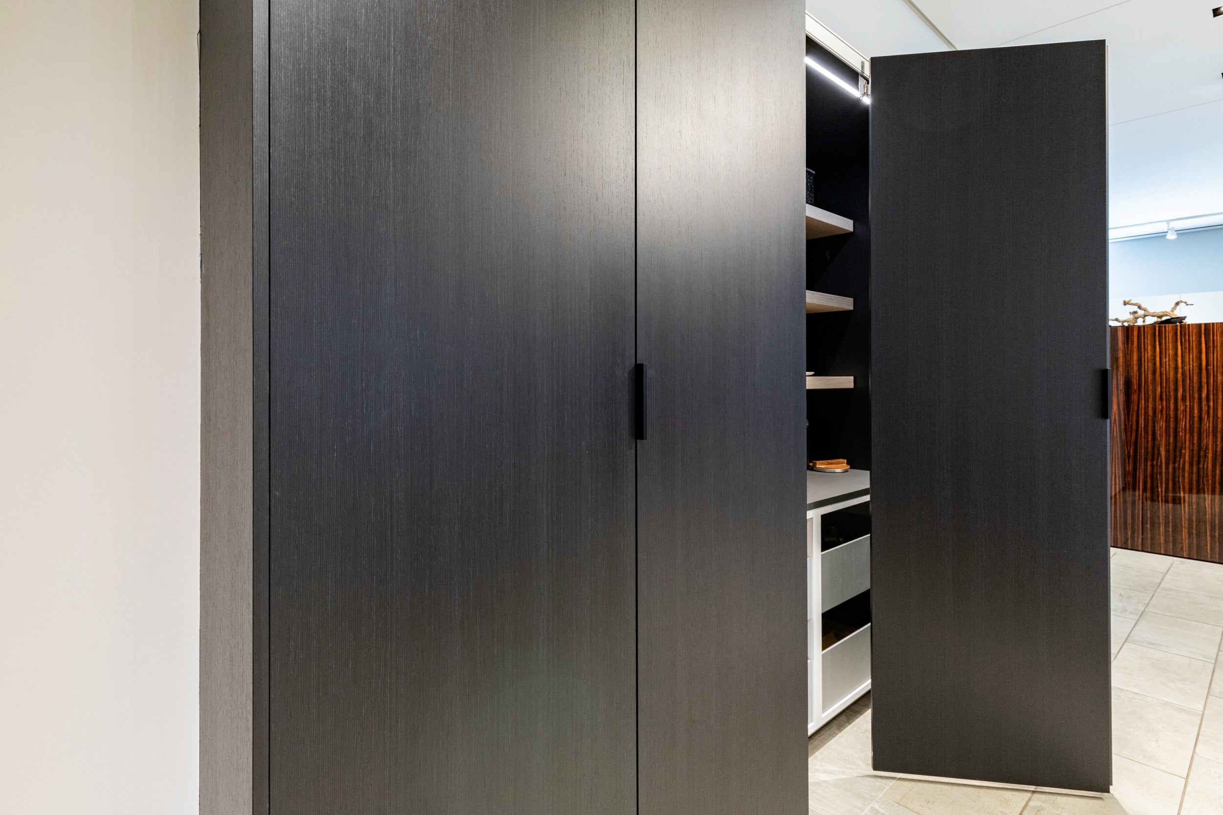 eggersmann USA E-Line Graphite Black Bi-Fold Pocket Door Pantry Wall