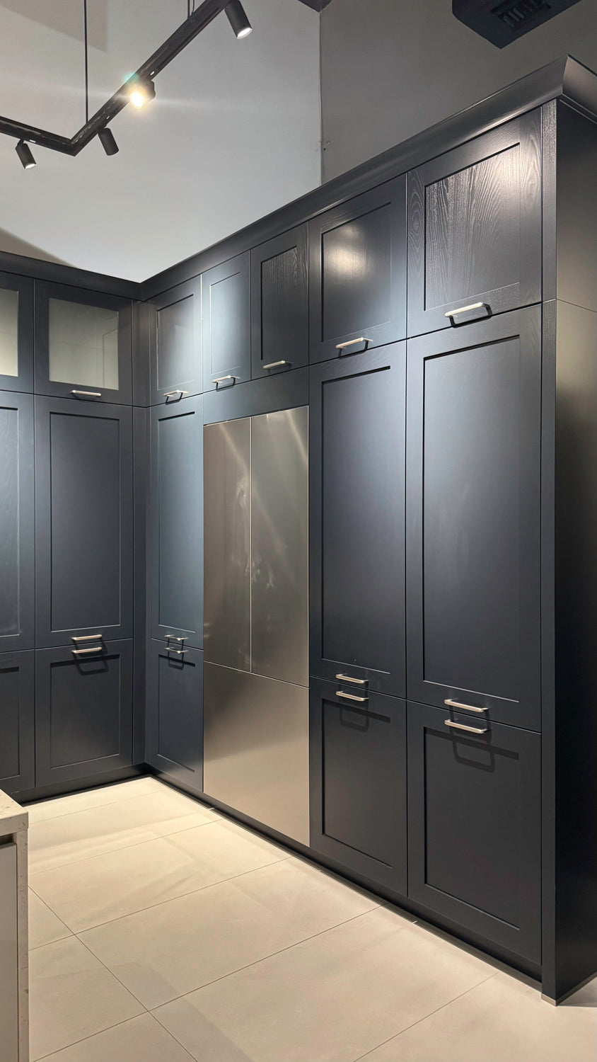 Häcker Velvet Blue & Light Grey Modern Kitchen with Island and Stone Countertops