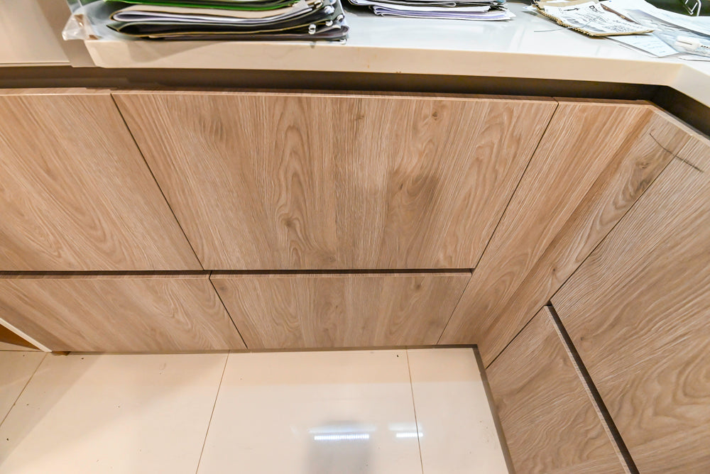 Aran Cucine Modern Built-In Desk System with White Oak Look Finish & Quartz Top