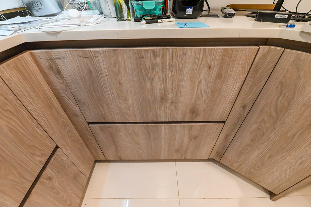 Aran Cucine Modern Built-In Desk System with White Oak Look Finish & Quartz Top