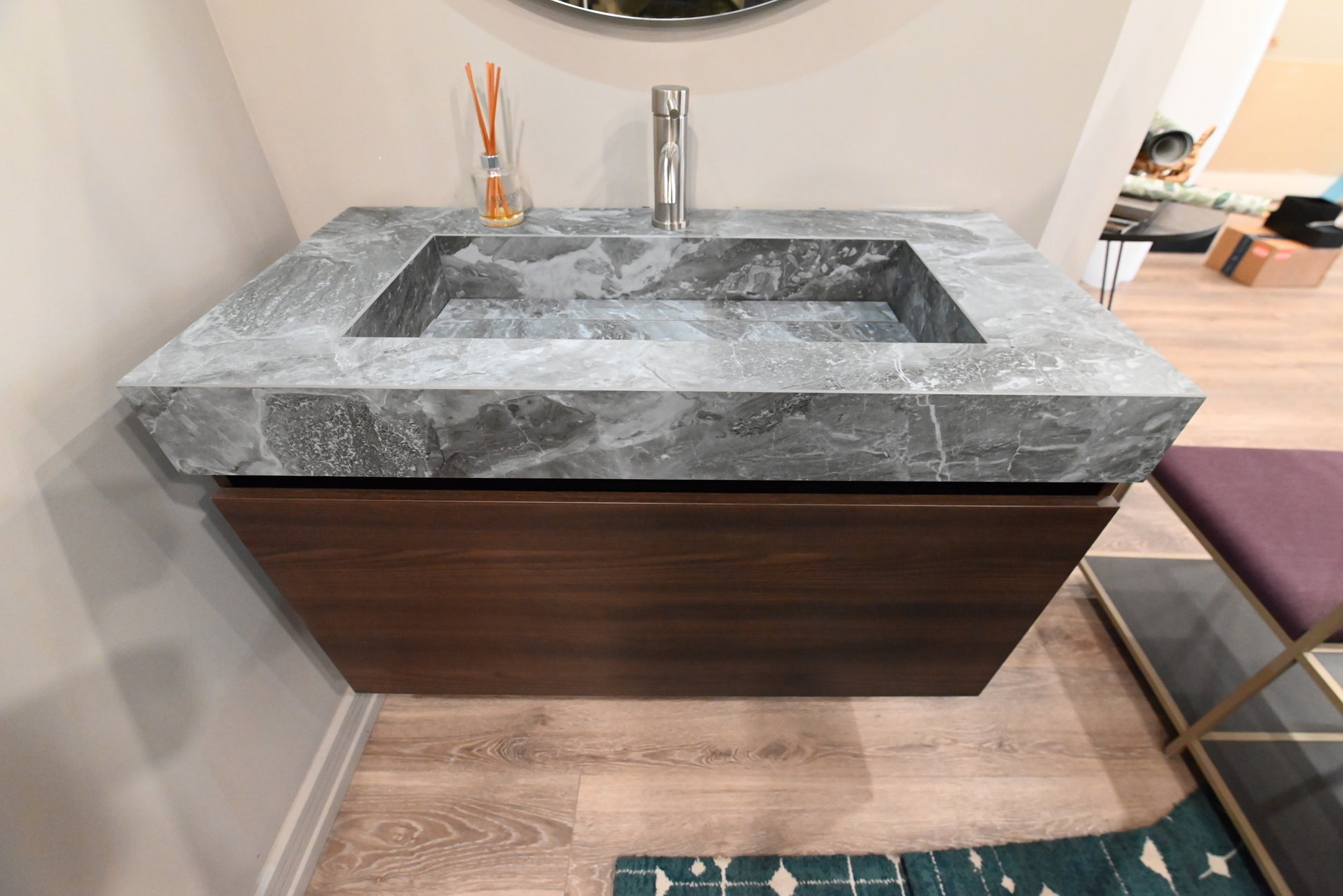 Synergie 41.5" Forestal Dark Floating Vanity with Integrated Sink Top and Faucet