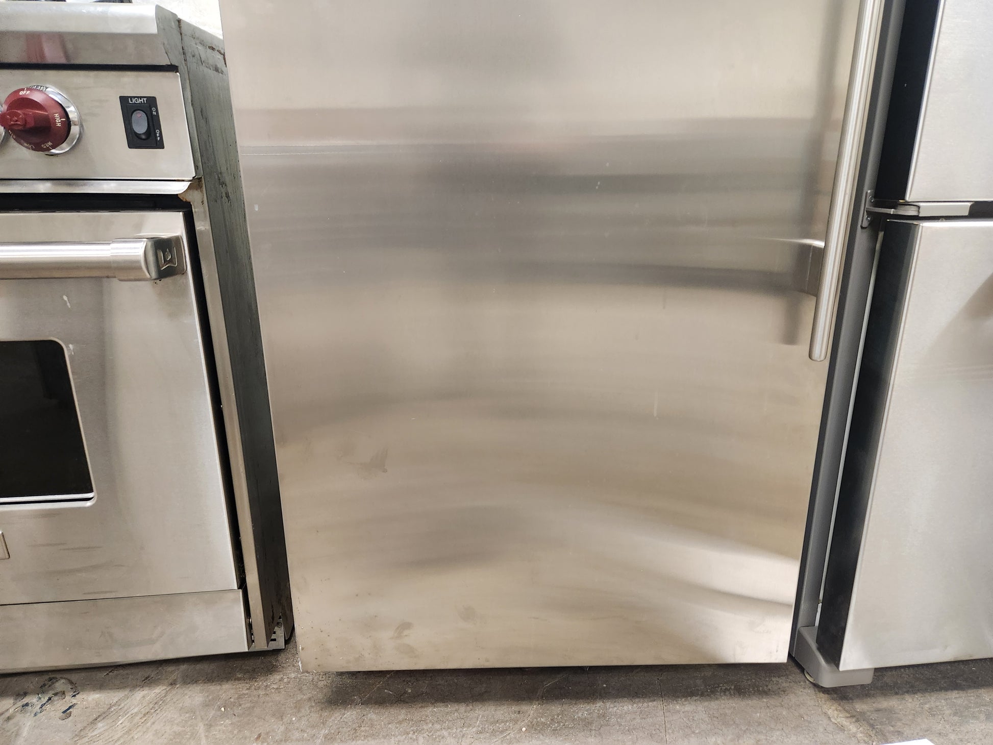 Sub-Zero IC-27R 27" Stainless Steel All Refrigerator Column