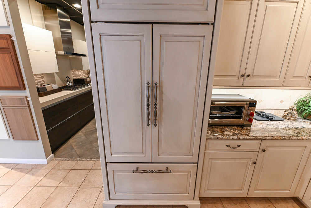 Signature Custom Traditional White Kitchen with Granite Countertops and Appliances