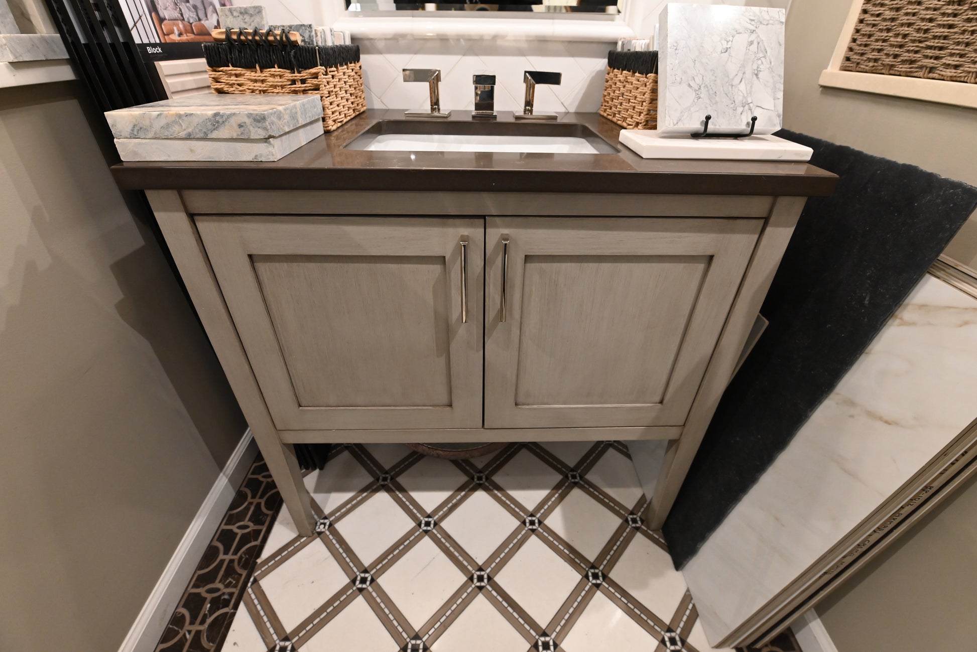 Showcase Traditional 37 1/2" Distressed Wood Single Vanity with Black Top, Sink and Faucet