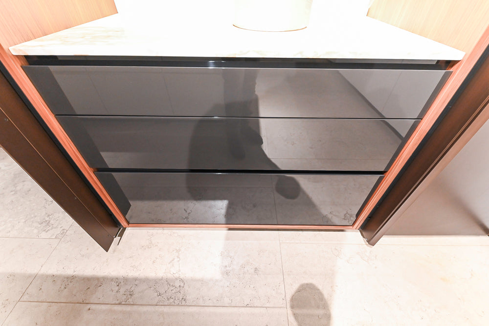 Poliform Artex Glacier White & Moka Modern Kitchen with Marble Countertops and Sub-Zero & Wolf Appliances