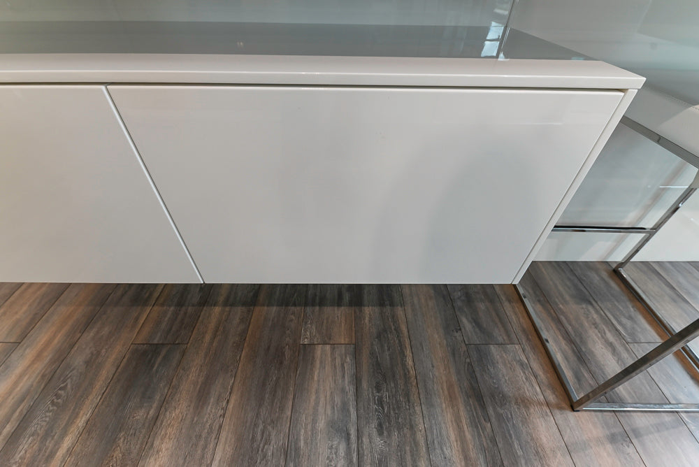 Aster Cucine Modern Glossy White Kitchen with Island