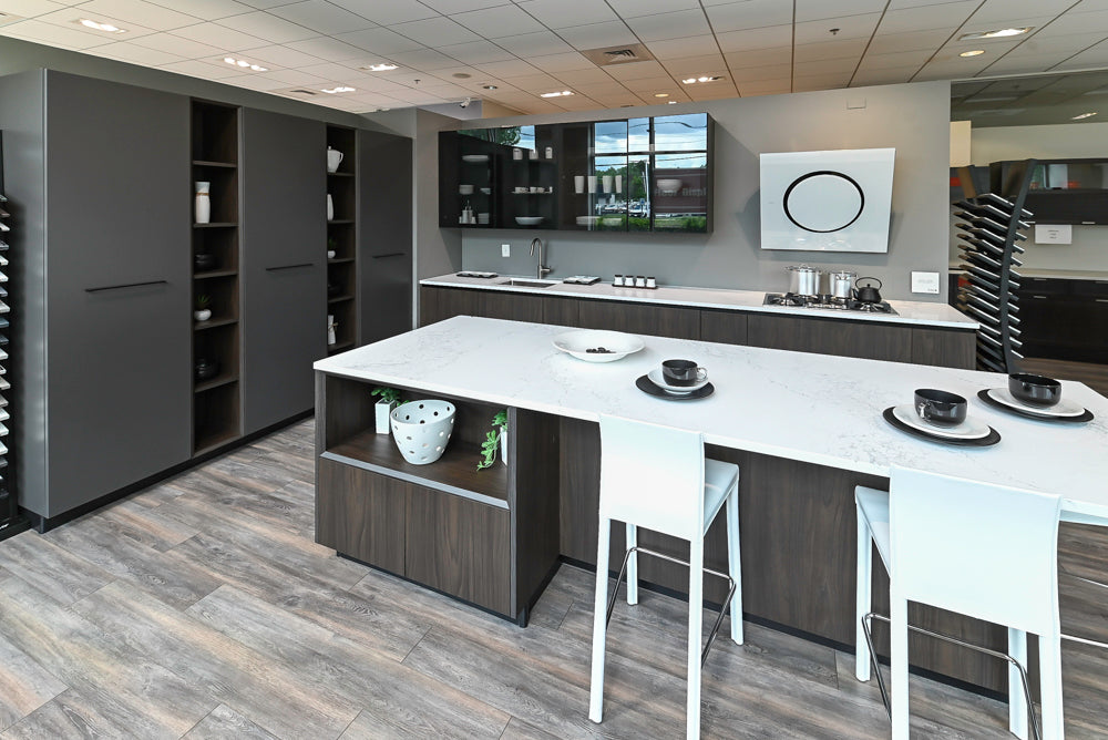 Aster Cucine Modern Two-Tone Kitchen with Island & Appliances