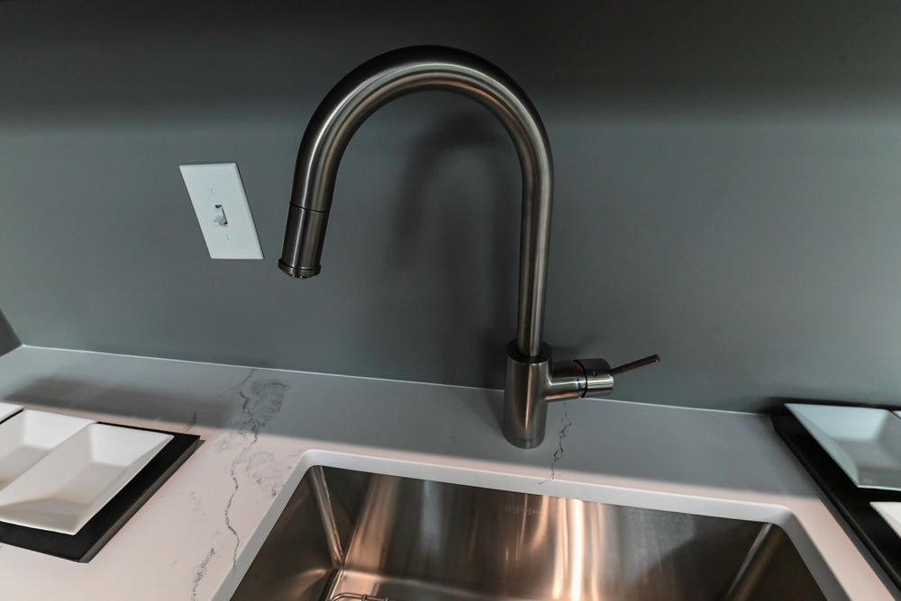Aster Cucine Modern Two-Tone Kitchen with Island & Appliances
