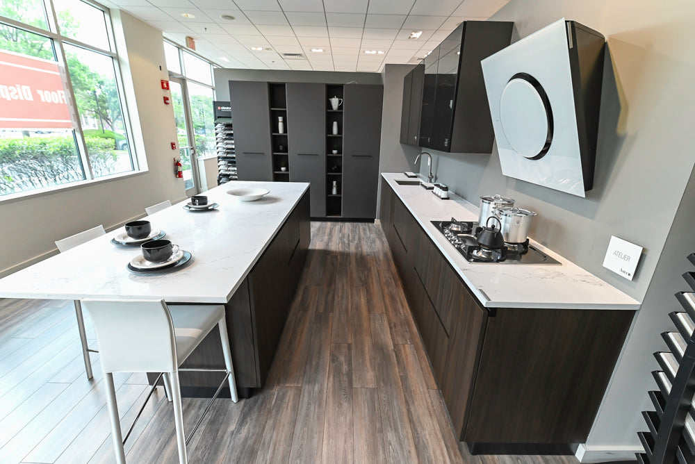 Aster Cucine Modern Two-Tone Kitchen with Island & Appliances