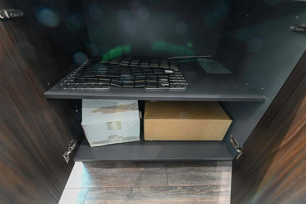 Aster Cucine Modern Two-Tone Kitchen with Island & Appliances