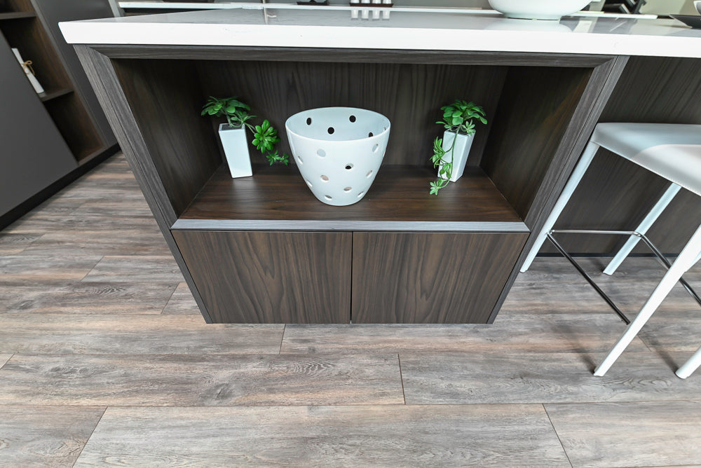 Aster Cucine Modern Two-Tone Kitchen with Island & Appliances