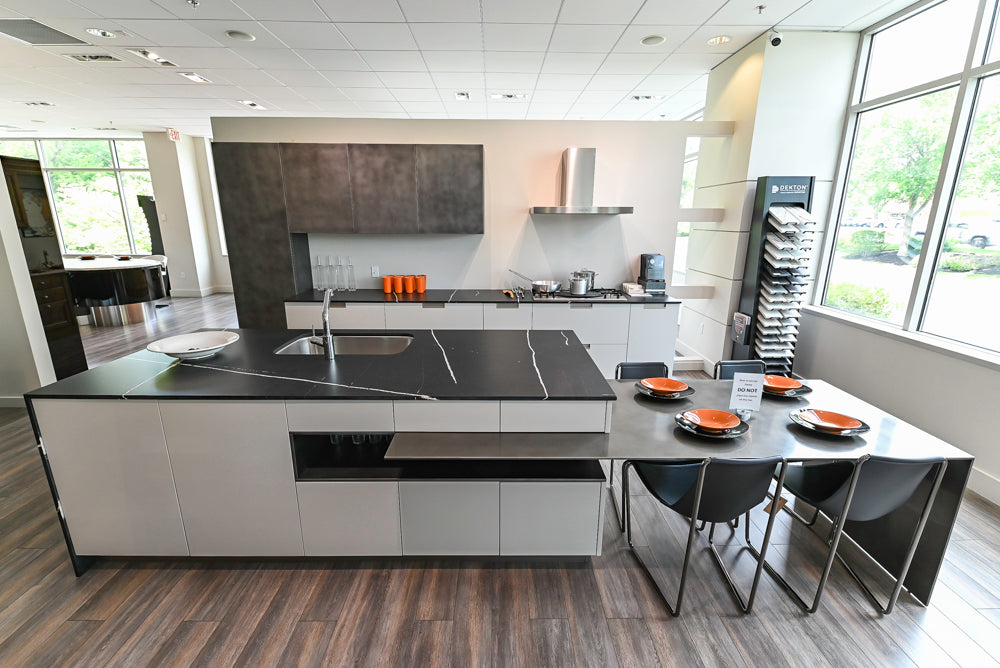 Aster Cucine Modern Lacquered with Metallic Finish Kitchen & Island