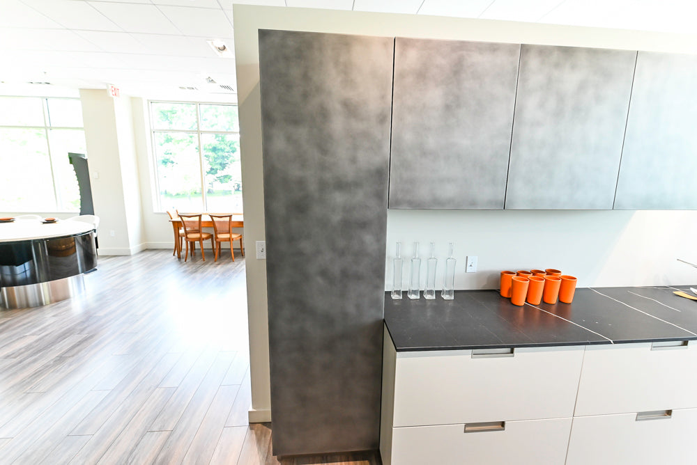 Aster Cucine Modern Lacquered with Metallic Finish Kitchen & Island
