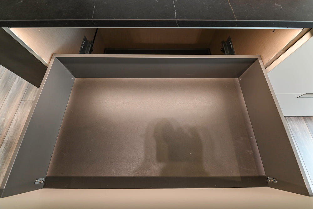 Aster Cucine Modern Lacquered with Metallic Finish Kitchen & Island