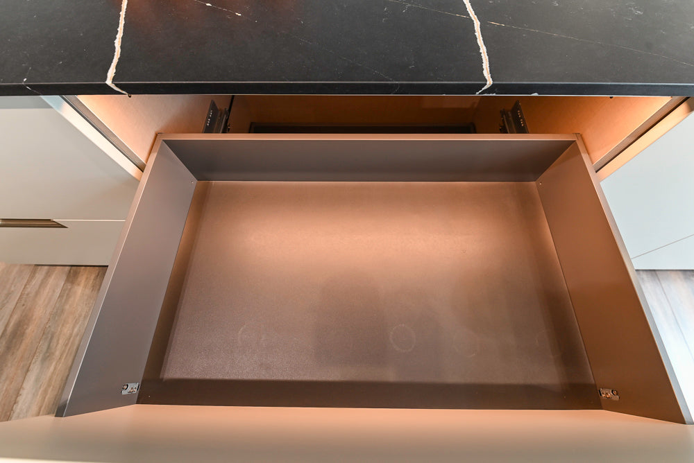 Aster Cucine Modern Lacquered with Metallic Finish Kitchen & Island