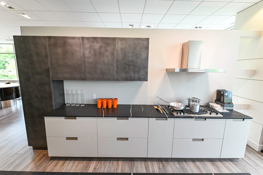 Aster Cucine Modern Lacquered with Metallic Finish Kitchen & Island